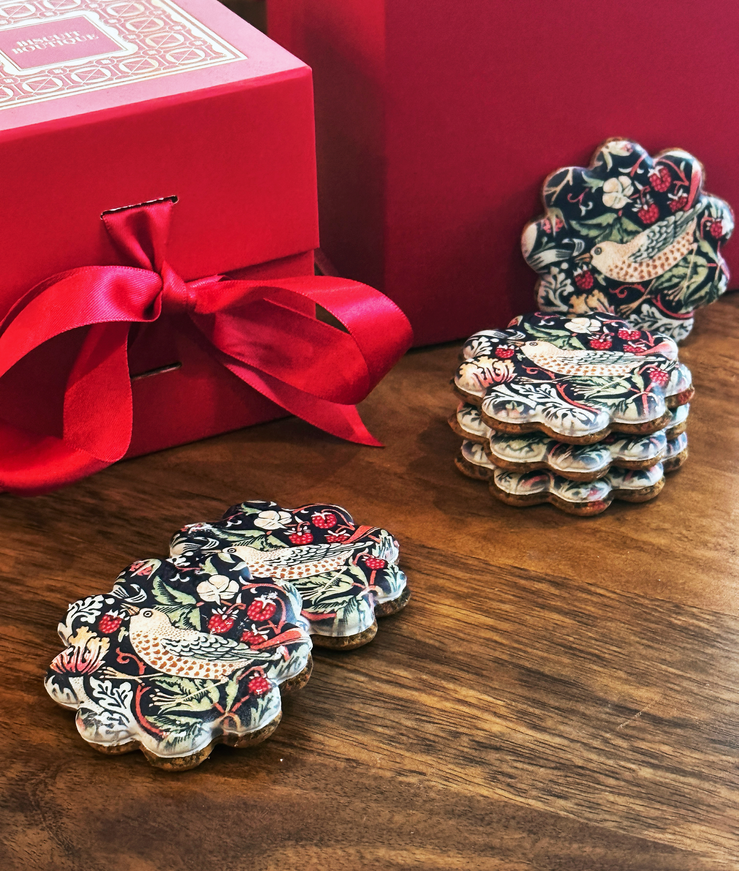 WS1 - William Morris x Biscuit Boutique - Speculoos with a twist Biscuits