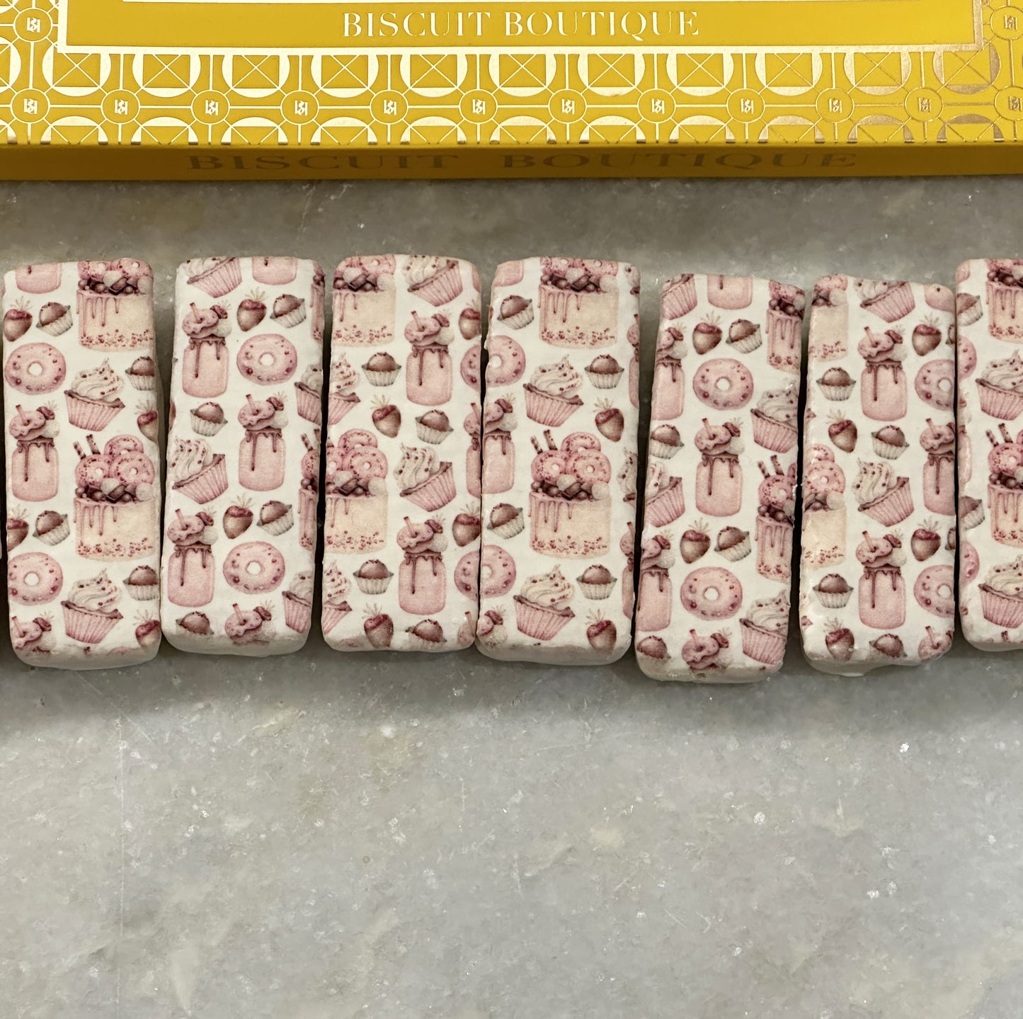 Birthday Chic - Artisan Shortbread Biscuits (8pcs)