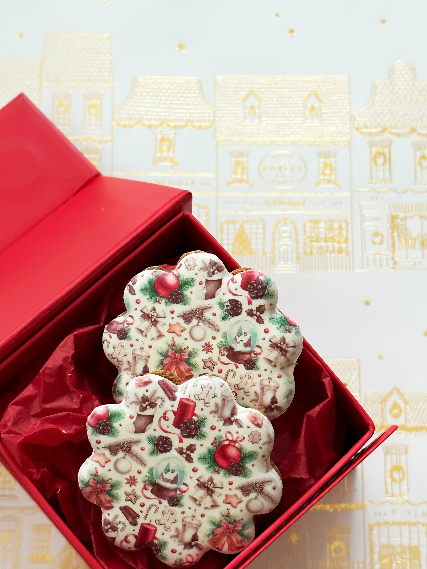 MC2 - Cosy Christmas Speculoos Sandwich Biscuits with a twist