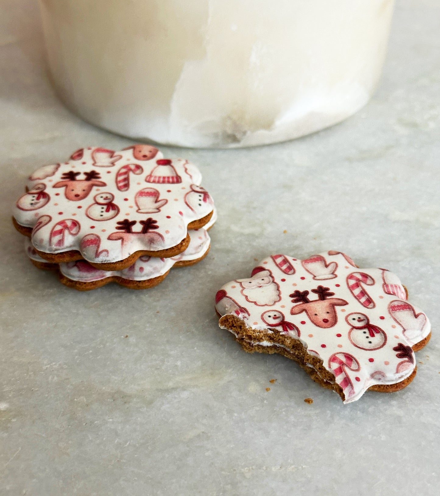MC11 - Christmas Gingerbreads - Speculoos Sandwich Biscuits with a twist